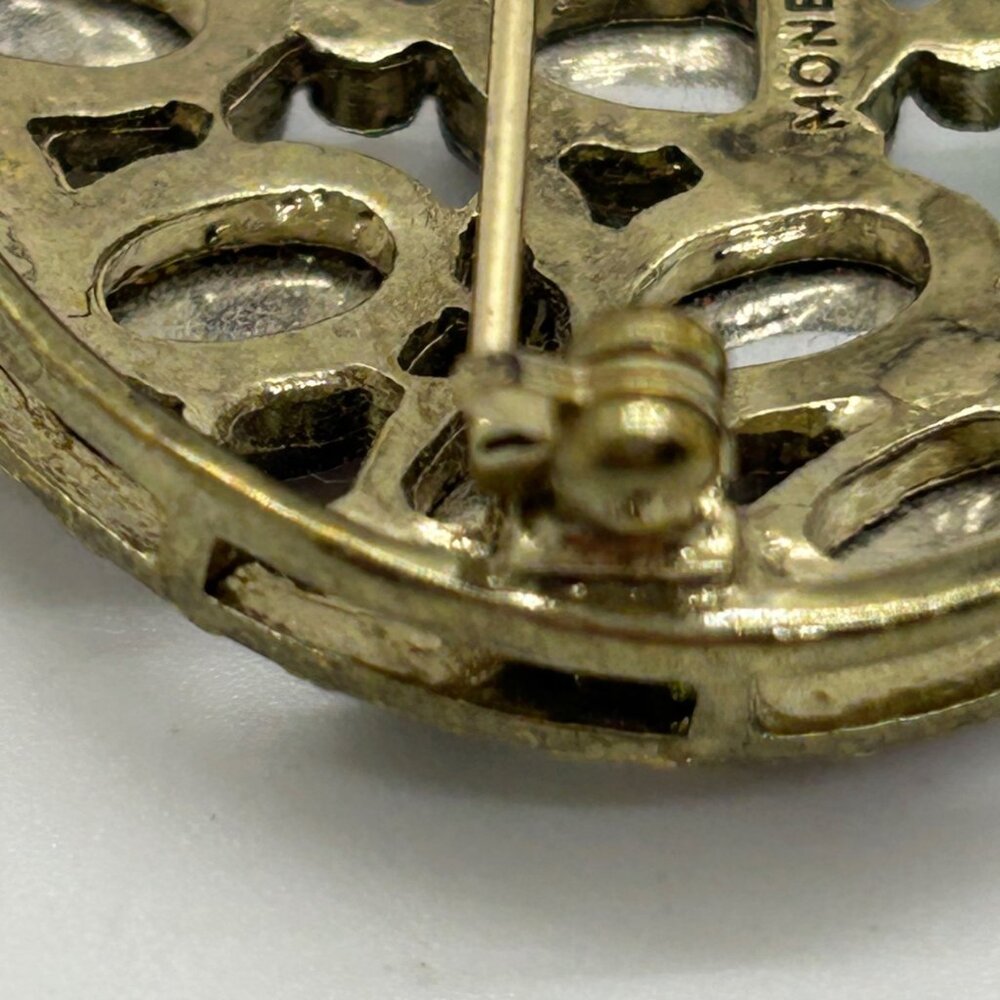 Vintage Monet Brooch Pin Multi-Colored Acrylic Stones Gold Tone Signed Round - Picture 7 of 16